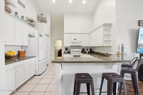 698 W Merrill Ave, Gilbert, AZ 85233 photo 8