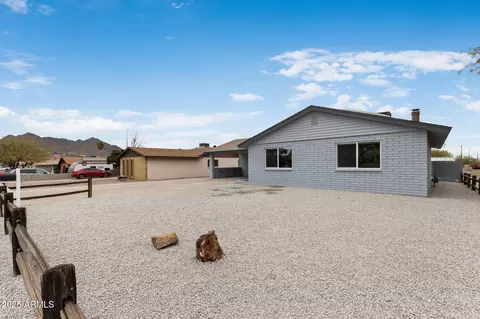 1101 E Cheryl Dr, Phoenix, AZ 85020 photo 4