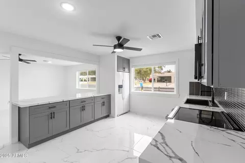 1101 E Cheryl Dr, Phoenix, AZ 85020 photo 7