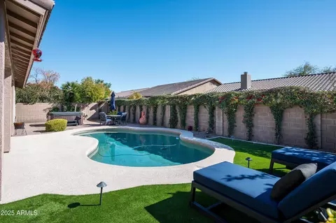 4403 E Briles Rd, Phoenix, AZ 85050 photo 11