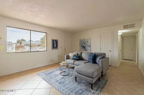 8038 S 25th St, Phoenix, AZ 85042 photo 5
