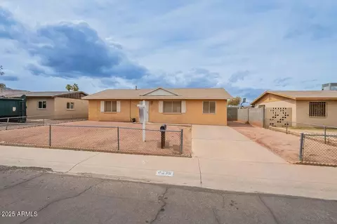 8038 S 25th St, Phoenix, AZ 85042 photo 2
