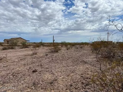 100 W Flower St #12, Tonopah, AZ 85354
