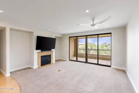 7175 E Camelback Rd #307, Scottsdale, AZ 85251