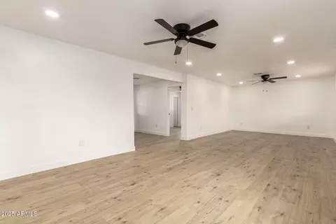 325 W Vineyard Rd, Phoenix, AZ 85041 photo 8