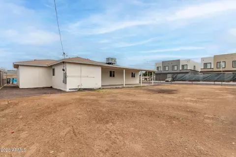 325 W Vineyard Rd, Phoenix, AZ 85041 photo 27