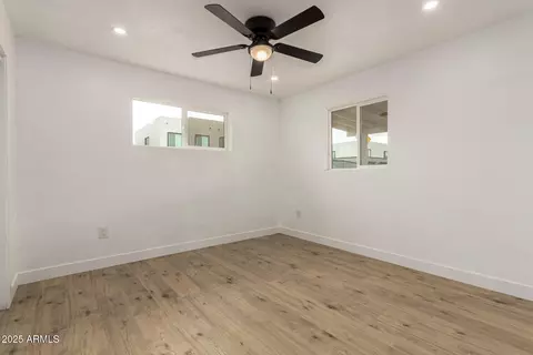 325 W Vineyard Rd, Phoenix, AZ 85041 photo 19