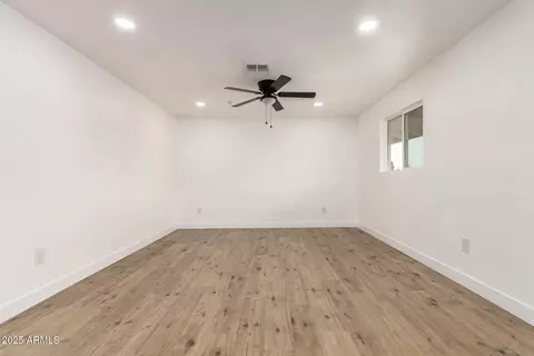 325 W Vineyard Rd, Phoenix, AZ 85041 photo 5