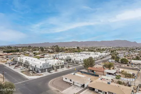 325 W Vineyard Rd, Phoenix, AZ 85041 photo 39