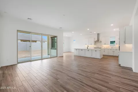 Living - 44717 N 44th Dr, Phoenix, AZ 85087 photo 4 of 6