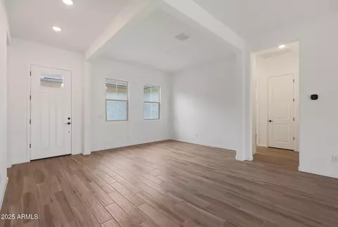Living - 44717 N 44th Dr, Phoenix, AZ 85087 photo 2 of 6