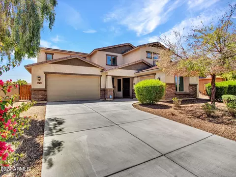 18225 W Mackenzie Dr, Goodyear, AZ 85395