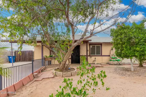1004 S Ironwood Dr, Apache Junction, AZ 85120