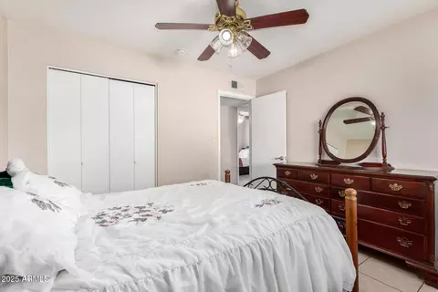 Bedroom - 1004 S Ironwood Dr, Apache Junction, AZ 85120 photo 2 of 5