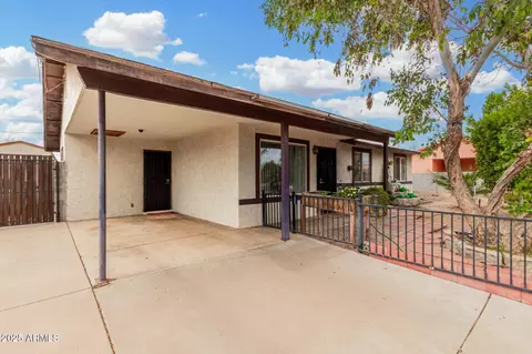 Exterior - 1004 S Ironwood Dr, Apache Junction, AZ 85120 photo 3 of 6