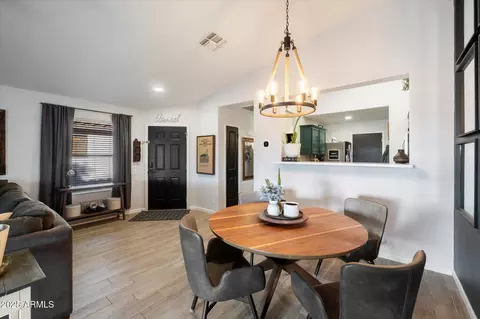 Dining - 2726 S Keene --, Mesa, AZ 85209 photo 1 of 1