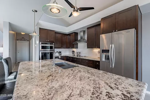 Kitchen - 1219 E Seminole Dr, Phoenix, AZ 85022 photo 3 of 7