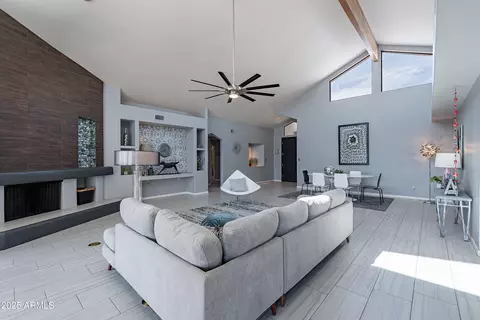 Living - 1219 E Seminole Dr, Phoenix, AZ 85022 photo 1 of 4