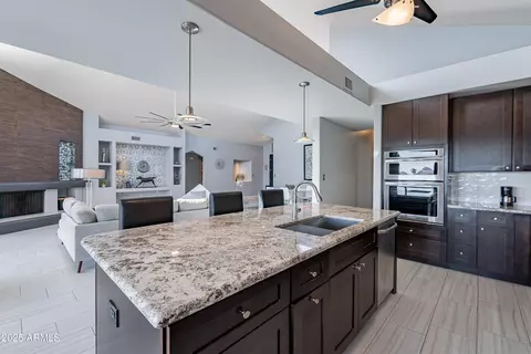 Kitchen - 1219 E Seminole Dr, Phoenix, AZ 85022 photo 2 of 7