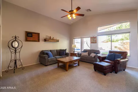 1054 W Park Ave, Gilbert, AZ 85233 photo 4