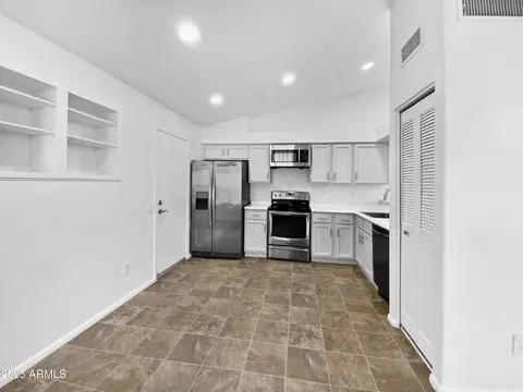 4233 E Covina St, Mesa, AZ 85205 photo 9