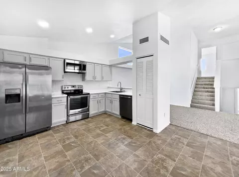 4233 E Covina St, Mesa, AZ 85205 photo 6