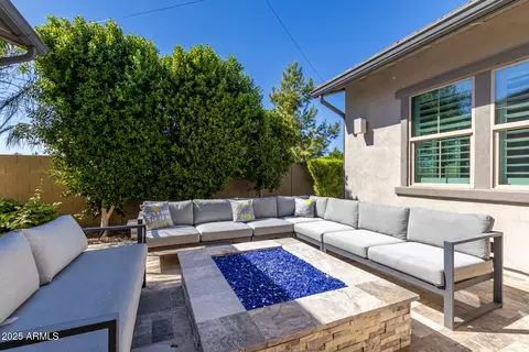 Exterior - 3623 E Arabian Dr, Gilbert, AZ 85296 photo 4 of 7
