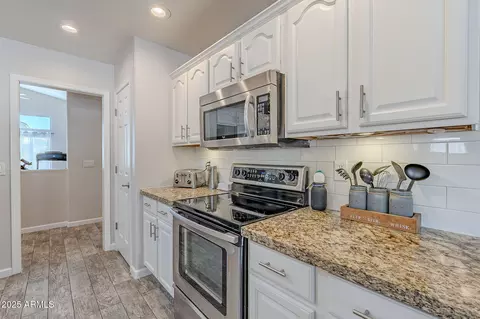 1896 S Porter St, Gilbert, AZ 85295 photo 12