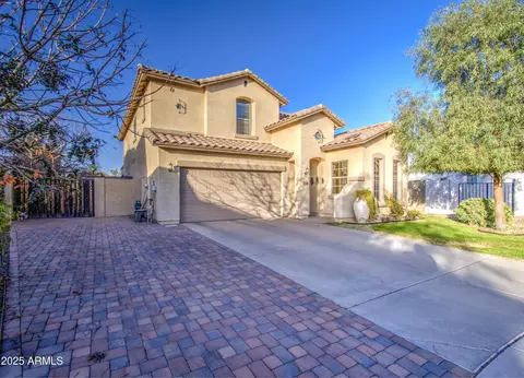7010 S San Jacinto Ct, Gilbert, AZ 85298