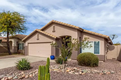 8204 W Tonto Ln, Peoria, AZ 85382