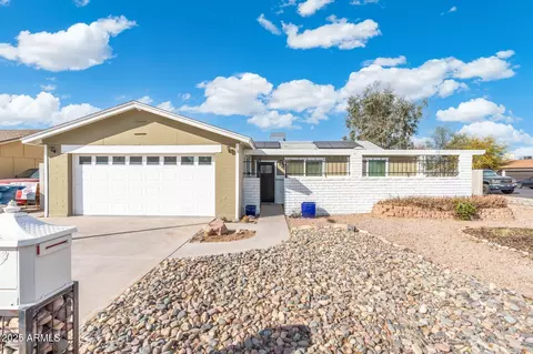 790 N Meadows Dr, Chandler, AZ 85224