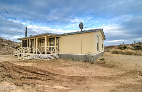 630 W Olive St, Globe, AZ 85501 photo 3