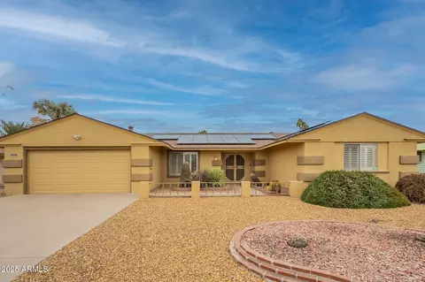 10726 W Pineaire Dr, Sun City, AZ 85351