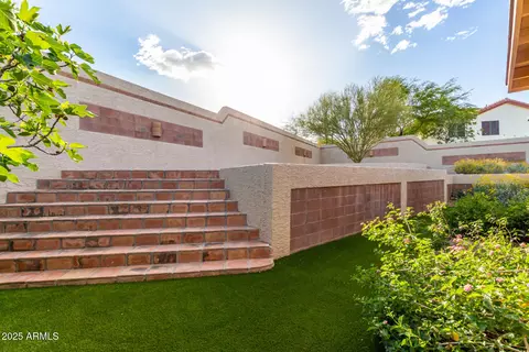 Exterior - 3101 E Acoma Dr, Phoenix, AZ 85032 photo 4 of 8