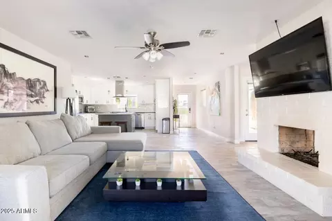 7506 E Granada Rd, Scottsdale, AZ 85257