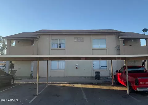 260 W 8th Ave #32, Mesa, AZ 85210