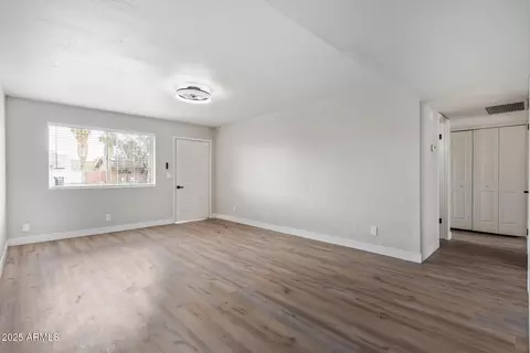 Living - 702 N Evergreen St, Gilbert, AZ 85233 photo 1 of 2