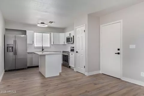 Other - 702 N Evergreen St, Gilbert, AZ 85233 photo 1 of 18