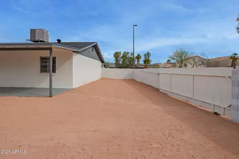 Exterior - 702 N Evergreen St, Gilbert, AZ 85233 photo 9 of 9