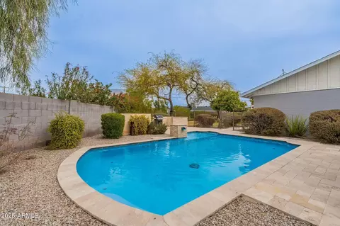 Exterior - 204 E Del Rio Dr, Tempe, AZ 85282 photo 13 of 16