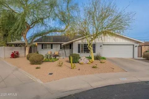 Exterior - 204 E Del Rio Dr, Tempe, AZ 85282 photo 2 of 16