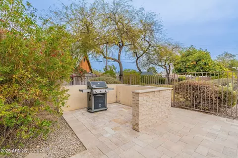 Exterior - 204 E Del Rio Dr, Tempe, AZ 85282 photo 12 of 16