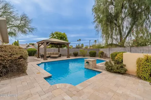 Exterior - 204 E Del Rio Dr, Tempe, AZ 85282 photo 11 of 16