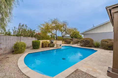 Exterior - 204 E Del Rio Dr, Tempe, AZ 85282 photo 15 of 16