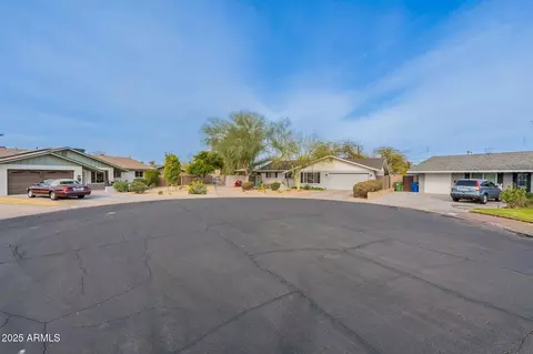 Exterior - 204 E Del Rio Dr, Tempe, AZ 85282 photo 3 of 16