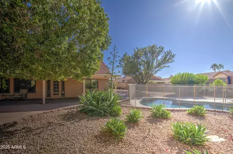 Exterior - 13214 S 39th St, Phoenix, AZ 85044 photo 13 of 17