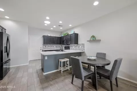 Kitchen - 10960 E Monte Ave #286, Mesa, AZ 85209 photo 1 of 2