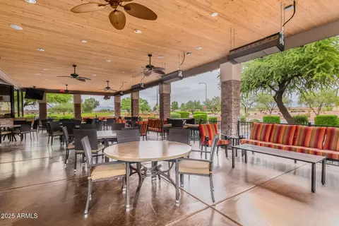Exterior - 10960 E Monte Ave #286, Mesa, AZ 85209 photo 2 of 5