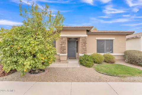 5206 W Desert Hills Dr, Glendale, AZ 85304