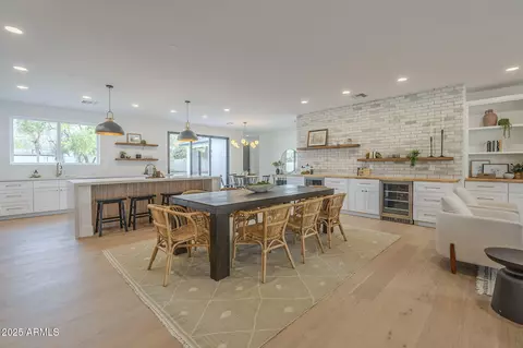 Dining - 2902 E Pierson St, Phoenix, AZ 85016 photo 1 of 3